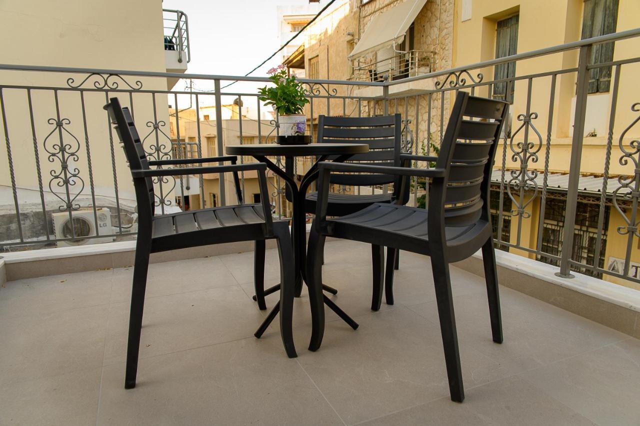 Uni Island - City Center Suites Kandiye Dış mekan fotoğraf