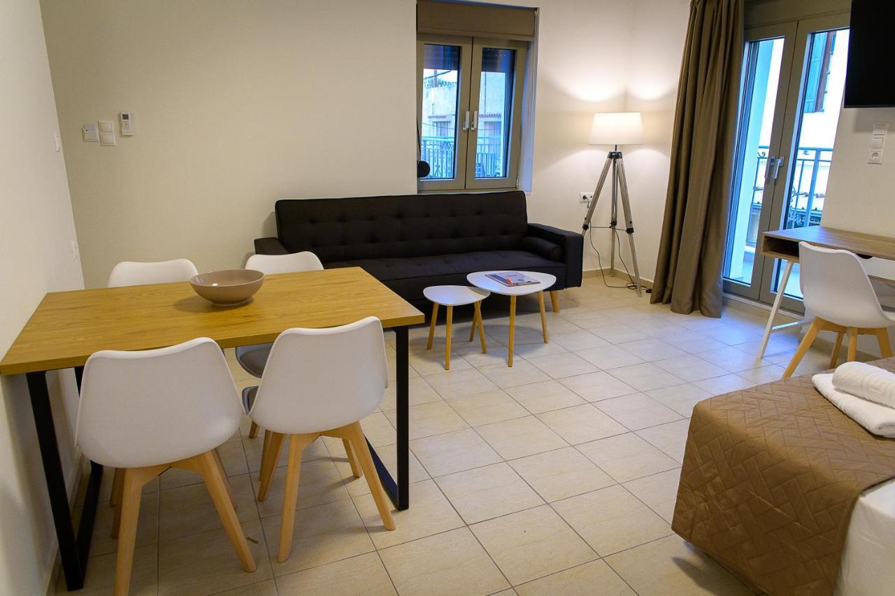 Uni Island - City Center Suites Kandiye Dış mekan fotoğraf