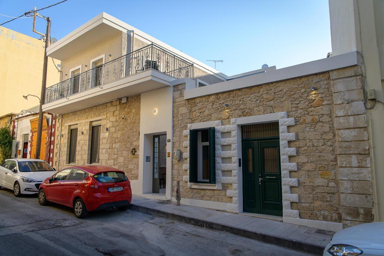 Uni Island - City Center Suites Kandiye Dış mekan fotoğraf