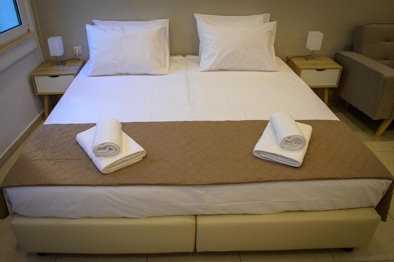 Uni Island - City Center Suites Kandiye Dış mekan fotoğraf