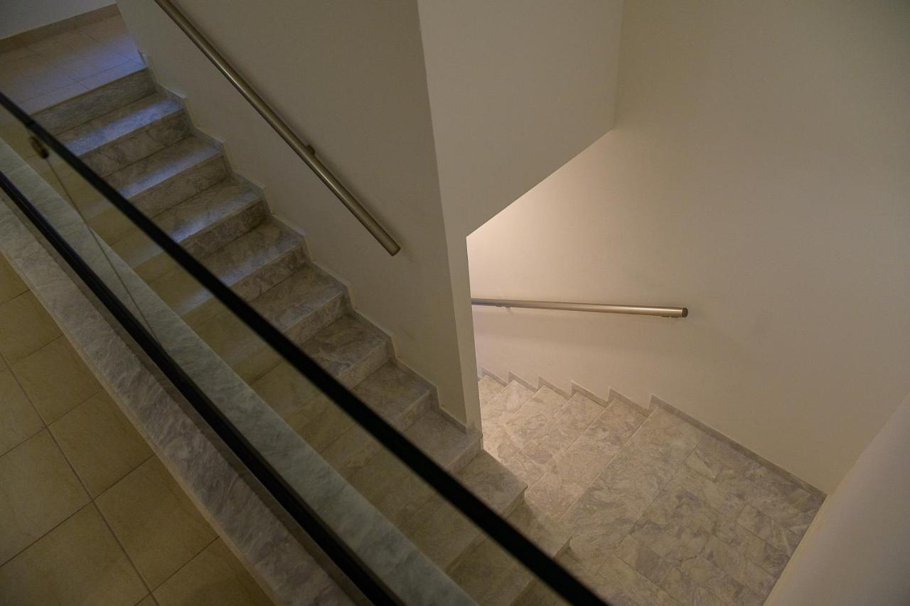 Uni Island - City Center Suites Kandiye Dış mekan fotoğraf