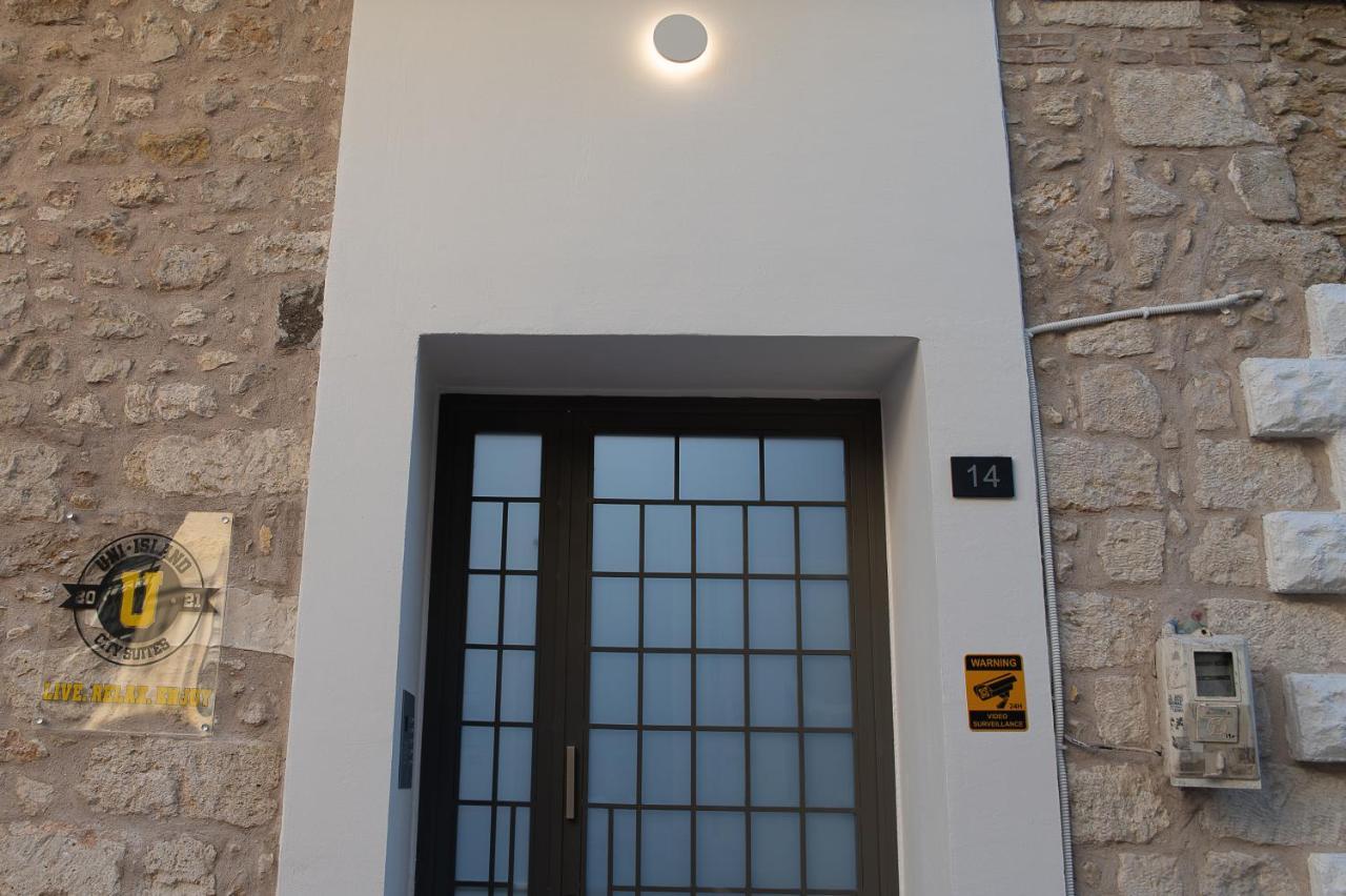 Uni Island - City Center Suites Kandiye Dış mekan fotoğraf