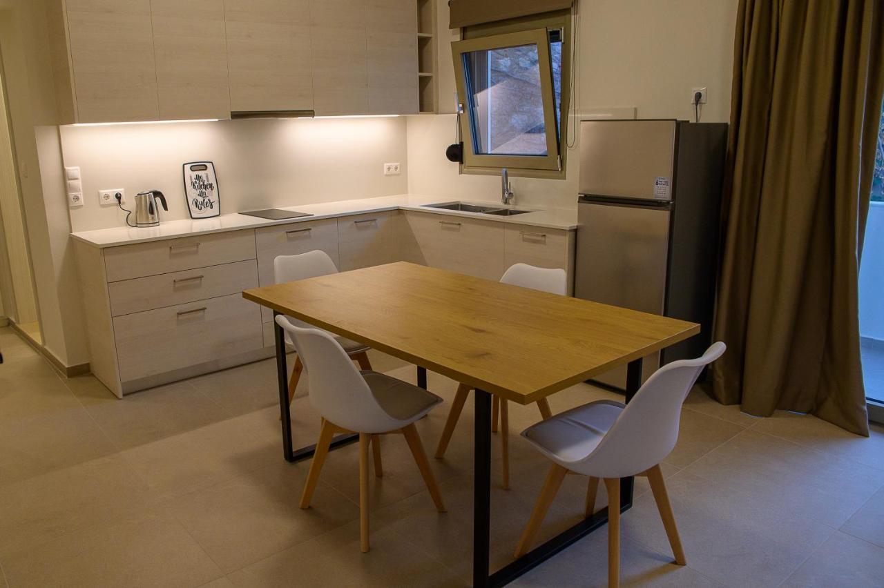 Uni Island - City Center Suites Kandiye Dış mekan fotoğraf
