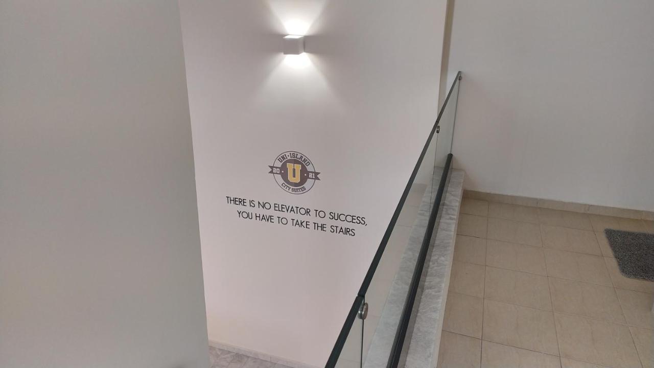 Uni Island - City Center Suites Kandiye Dış mekan fotoğraf