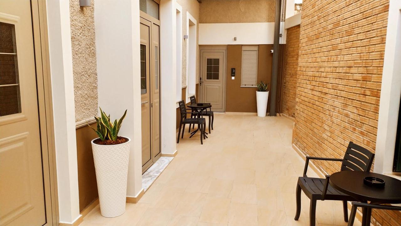 Uni Island - City Center Suites Kandiye Dış mekan fotoğraf